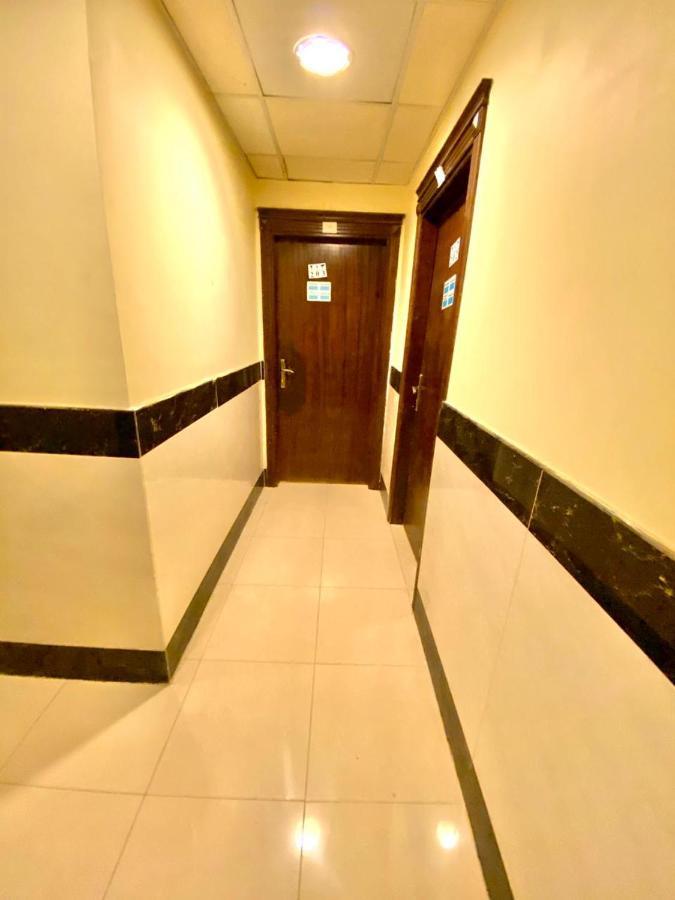 فندق منازل عيون An Naqa Luaran gambar